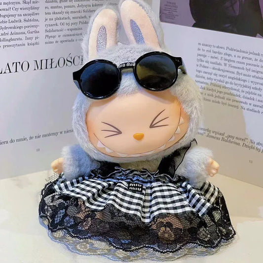 Labubu rūtainais apģērbs