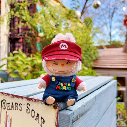 Labubu Super Mario apģērbs